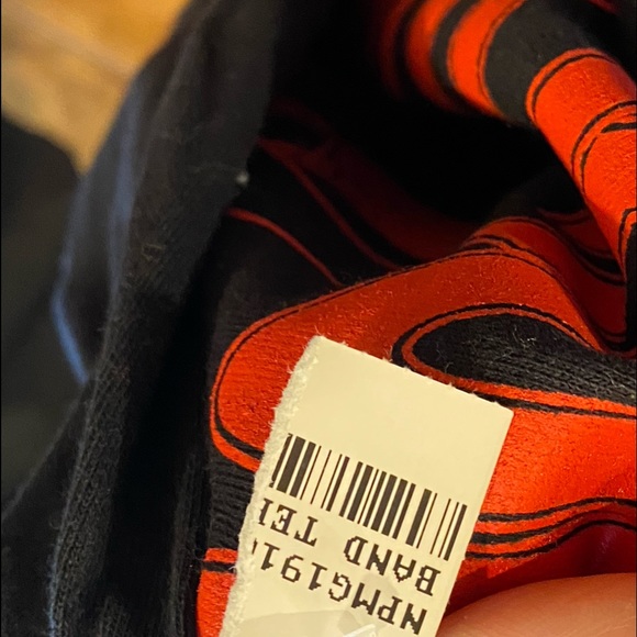 Band tee/ never worn size Medium #unisex# - Picture 3 of 4